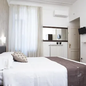 https://capri-rome.it-romehotels.com
